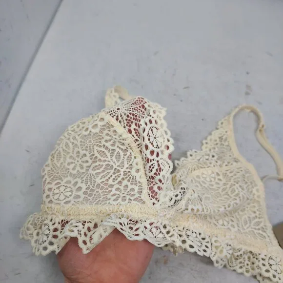 MADEWELL Cream Beige Eyelet Lace Nichole Pull-On Bralette Bra - Picture 2 of 5
